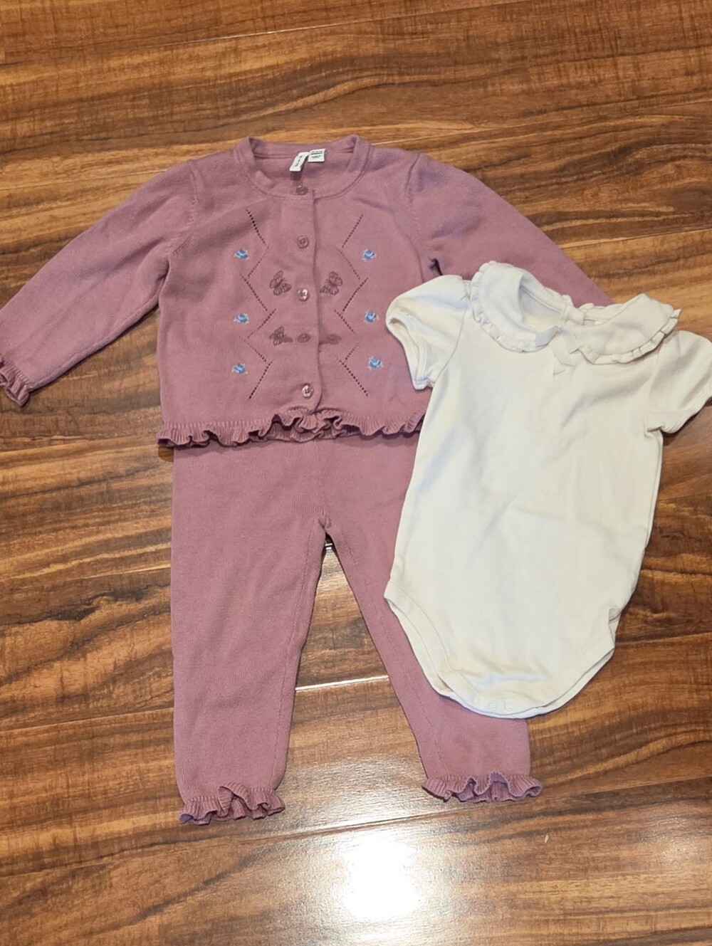 Janie and Jack EUC 18-24 Months Mauve Pink Floral Sweater & Pants Set, Bodysuit